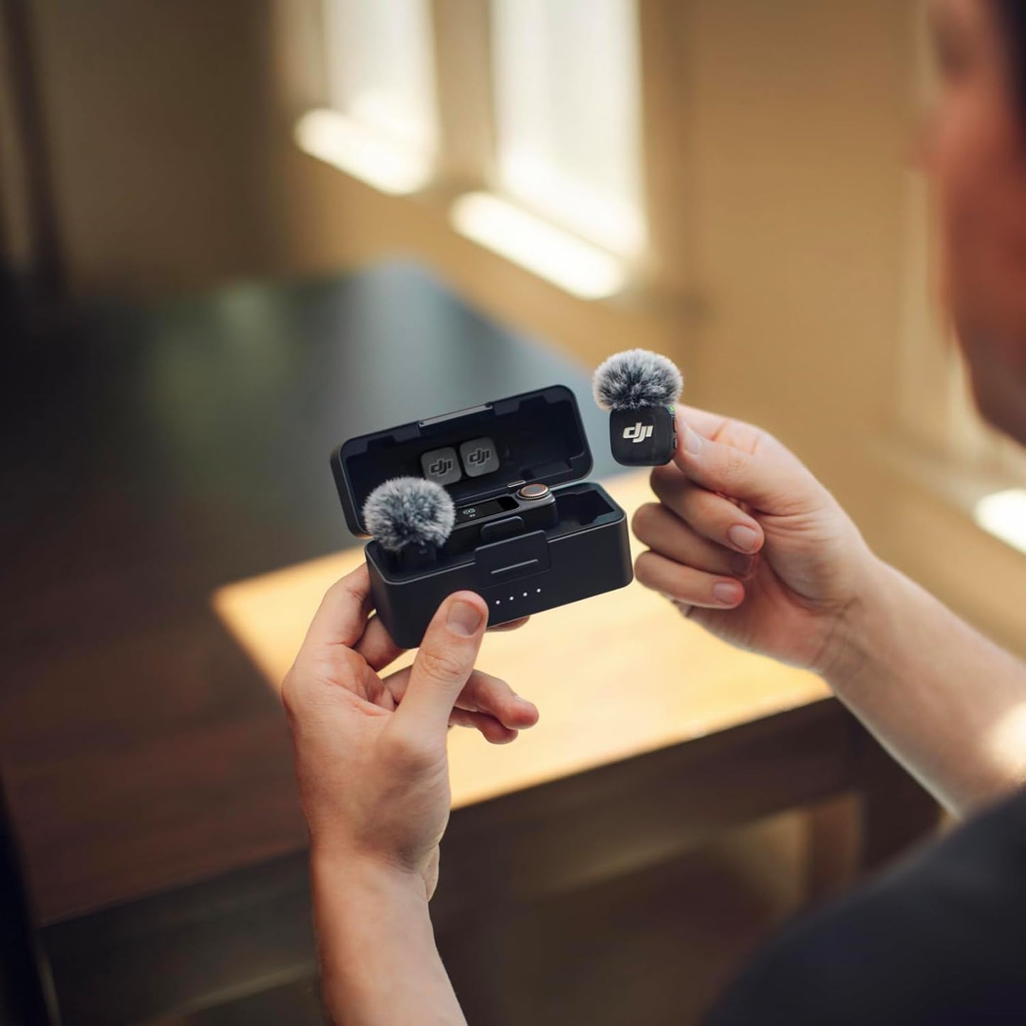 DJI - Mic 3 (2 TX + 1 RX + Charging Case), Wireless Microphone for Iphone/Camera/Android, Ultralight, Adaptive Gain Control for Balanced Volume, Dual Band Anti-Interference, 28Hrs Use, Vlog - Serious Techies