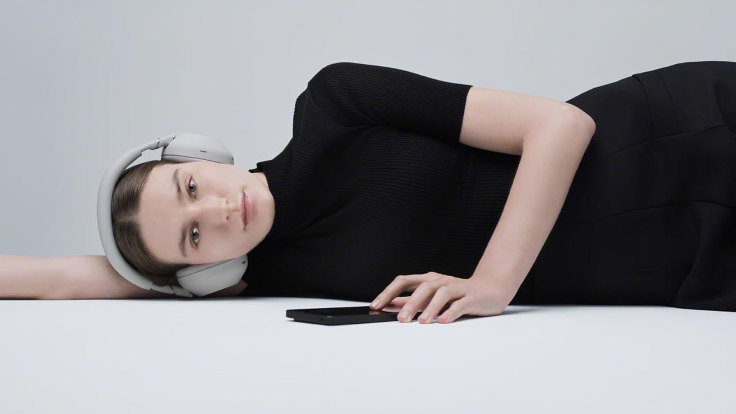 Sony - WH-1000XM6 the Best Noise Canceling Wireless Headphones, HD NC Processor QN3, 12 Microphones, Adaptive NC Optimizer, Mastered by Engineers, Studio-Quality, 30-Hour Battery, Platinum Silver - Serious Techies