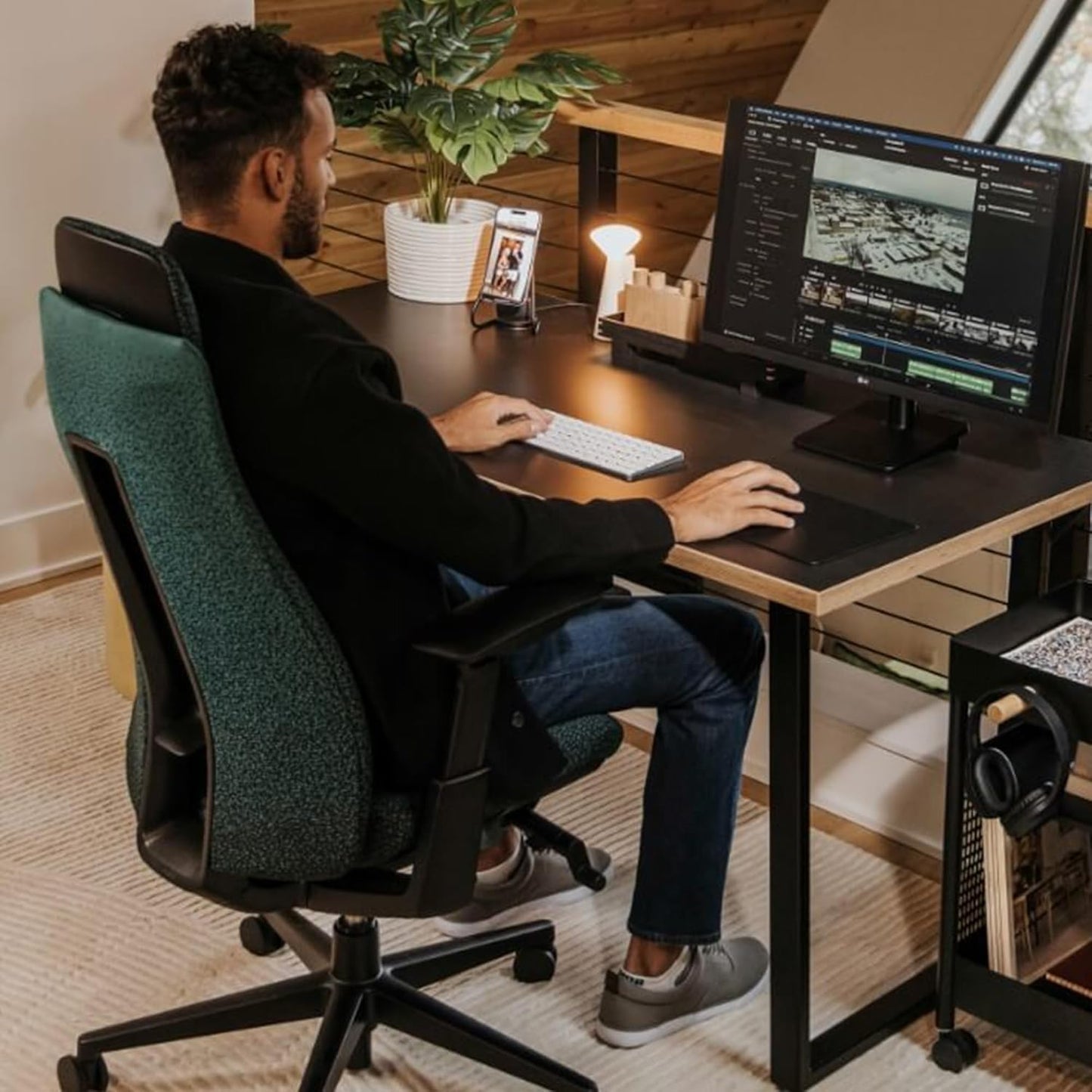 Haworth - Fern Office Chair – Ergonomic and Stylish Desk Chair with Breathable Mesh Finish - without Lumbar Support (River Rock) - Serious Techies