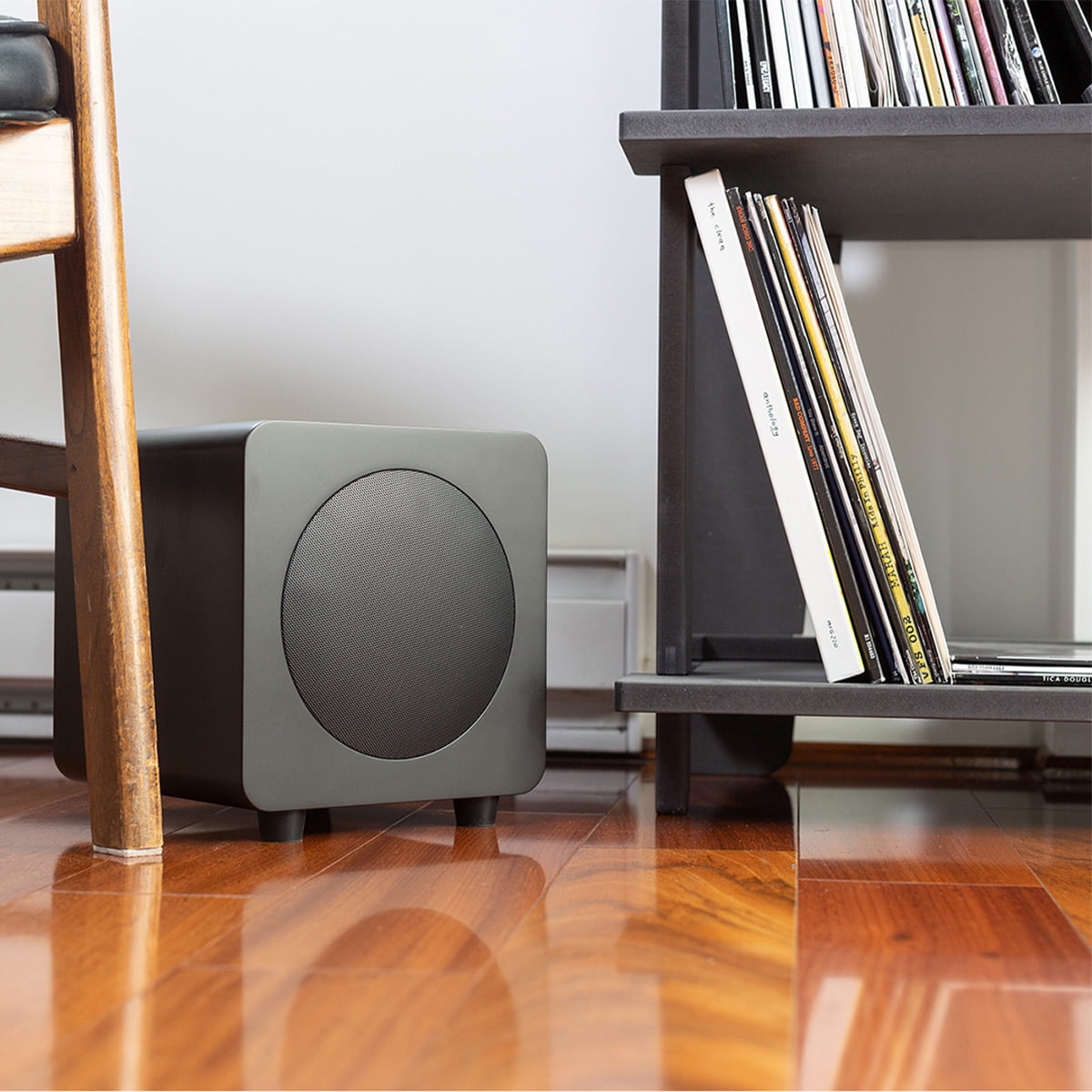 Kanto - SUB8 8-Inch Sealed Powered Subwoofer (Matte Black) - Serious Techies