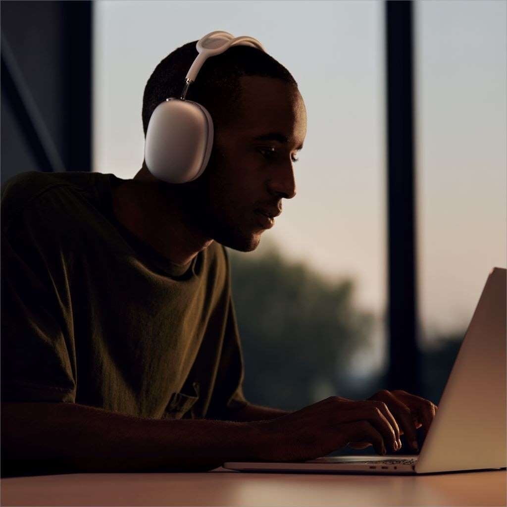 Apple - Airpods Max (Lighting) - Space Gray - Serious Techies