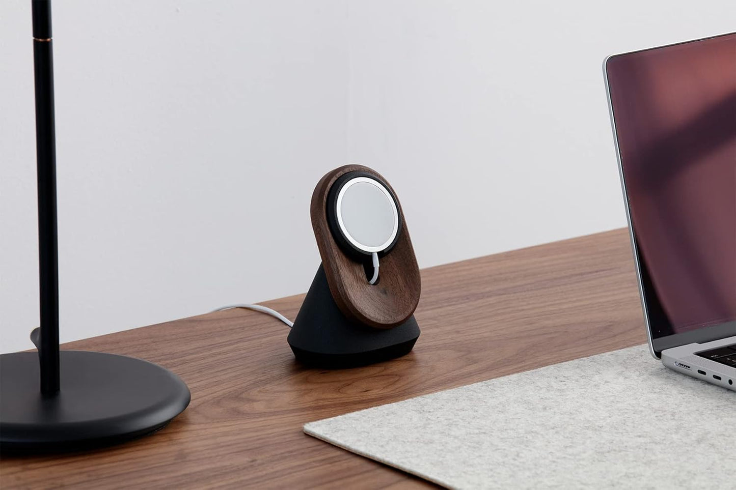 Oakywood - Phone Holder Desk - Phone Stand for Desk – Handcrafted Wooden Mobile Phone Stand & Holder – Compatible with Magsafe & Iphone 12–16 Models – 10.4X8.1X13.9Cm/4.1X3.2X5.5’ – Walnut - Serious Techies