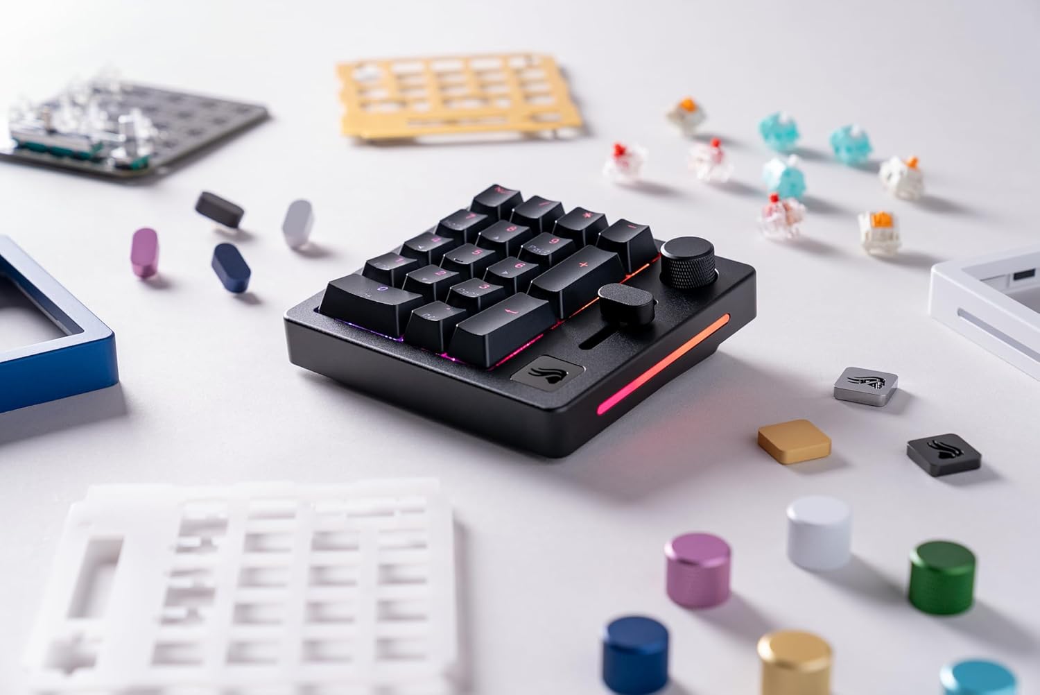 Glorious - GMMK Macro Pad - Black Mechanical Numpad - 10 Key USB Keypad - Hotswap, Programmable Volume Knob, RGB Backlit, Wired & Wireless Bluetooth- Gaming Keyboard Number Pad - Serious Techies