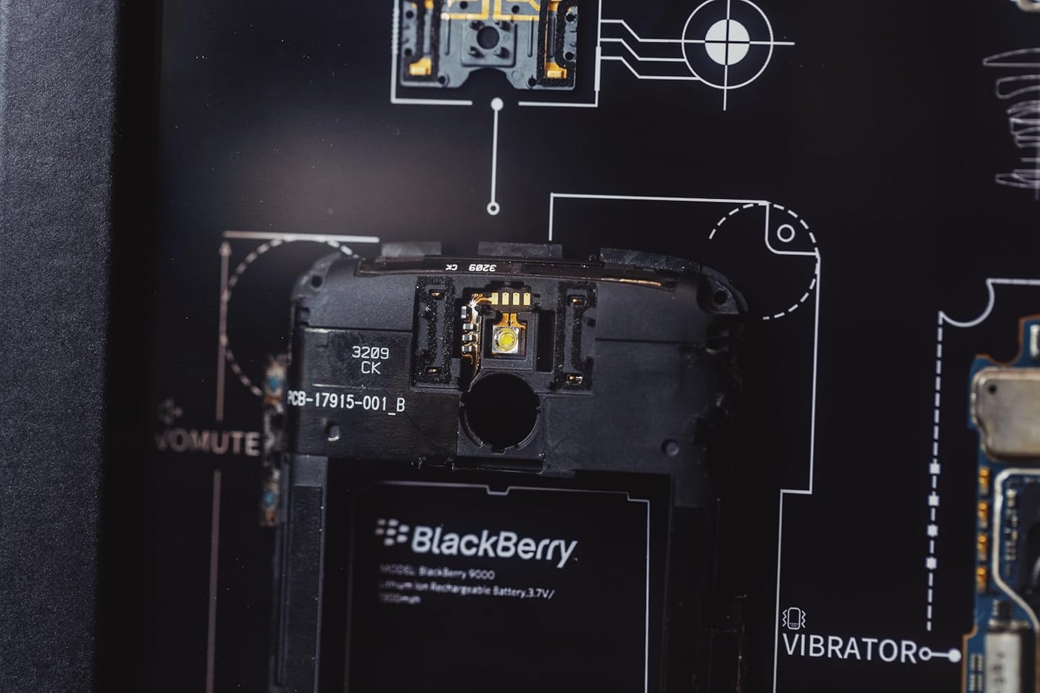 Funbox Design - Disassembled Black Berry Bold 9000 Frame Art, Disassemble Art, Framed Phone, Black Berry 9000 Teardown, Cool Wall Art - Serious Techies