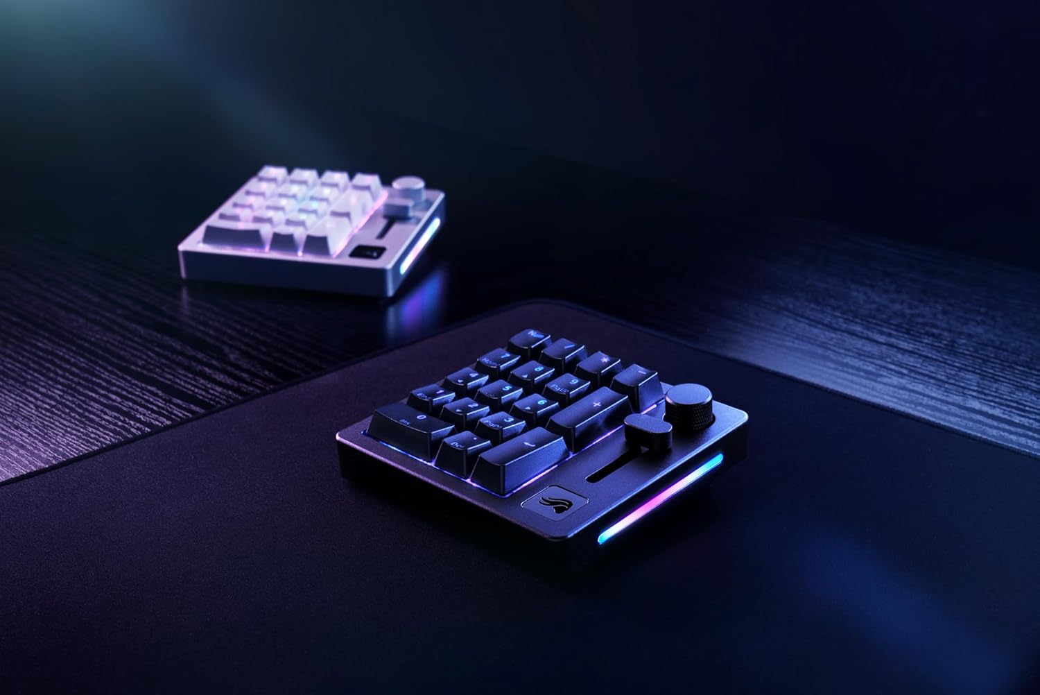 Glorious - GMMK Macro Pad - Black Mechanical Numpad - 10 Key USB Keypad - Hotswap, Programmable Volume Knob, RGB Backlit, Wired & Wireless Bluetooth- Gaming Keyboard Number Pad - Serious Techies