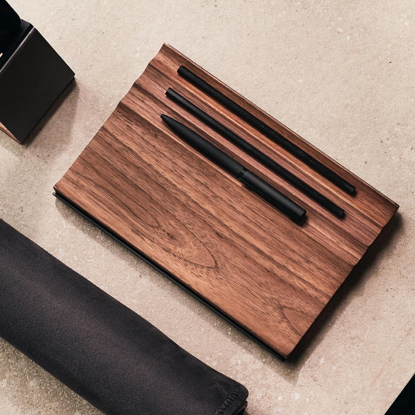 NOOE - Modern Art Exhibit Wooden Desk Organizer | American Walnut Polish Wood Pen Pencil Mobile Accessories Luxury Holder Tray Stand for Office Table Corporate Gift Use 9 X 5.9 Inches, Walnut - Serious Techies