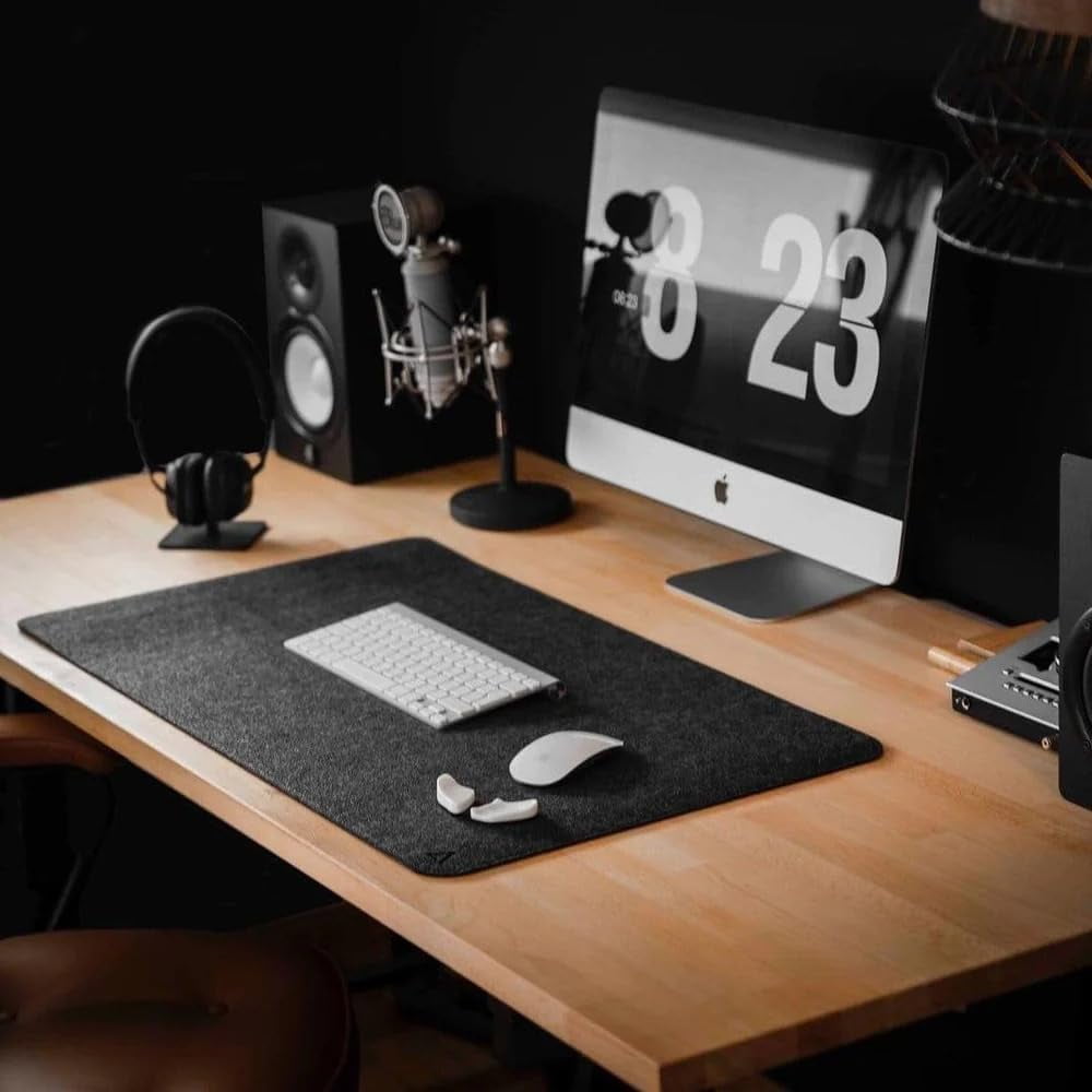 DELTAHUB - Minimalistic Felt Desk Protective Pad, Anti-Fray, Anti-Slip, Easy to Clean, Easy Glide, Long Lasting, Sleek Design, Comfortable, Resistant, Desk Mat, PC, Mac, Laptop - Small (11X25Inch) - Serious Techies