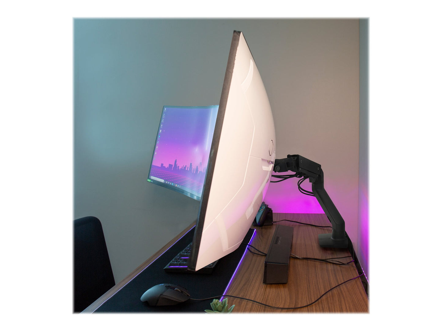Ergotron - HX Ultrawide Monitor Arm Desk Mount Screens 20-42 Lbs Matte Black - Serious Techies