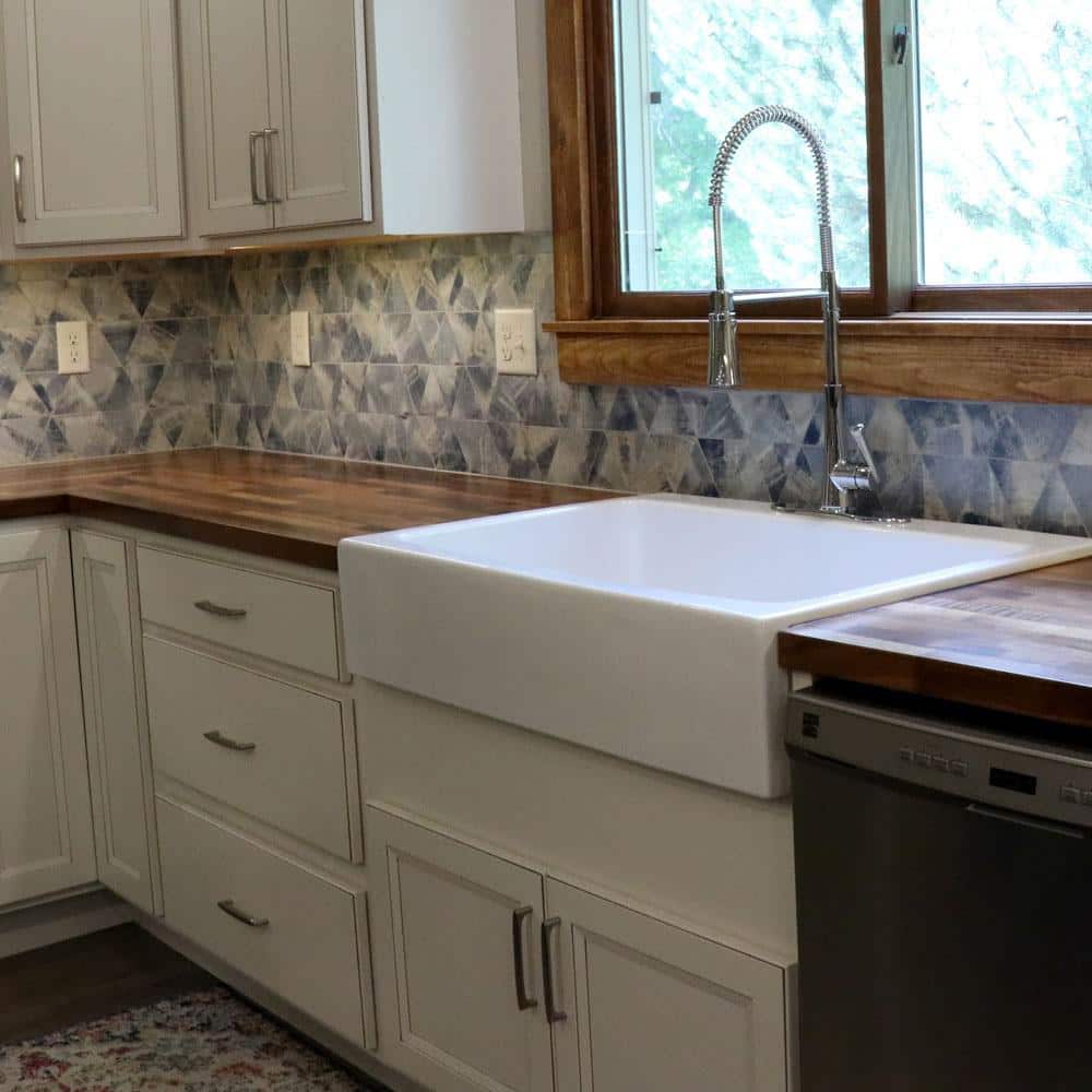 HARDWOOD REFLECTIONS - 6 Ft. L X 25 In. D Unfinished Walnut Solid Wood Butcher Block Countertop with Square Edge - Serious Techies