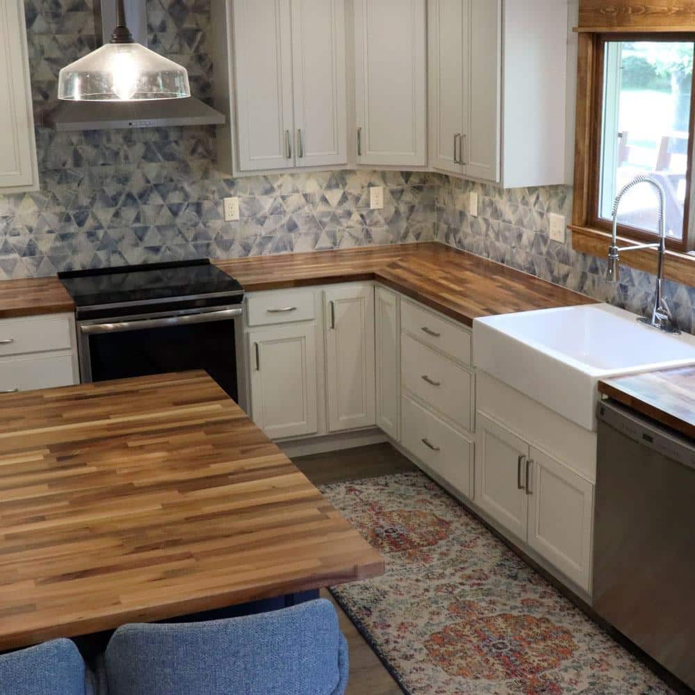 HARDWOOD REFLECTIONS - 6 Ft. L X 25 In. D Unfinished Walnut Solid Wood Butcher Block Countertop with Square Edge - Serious Techies