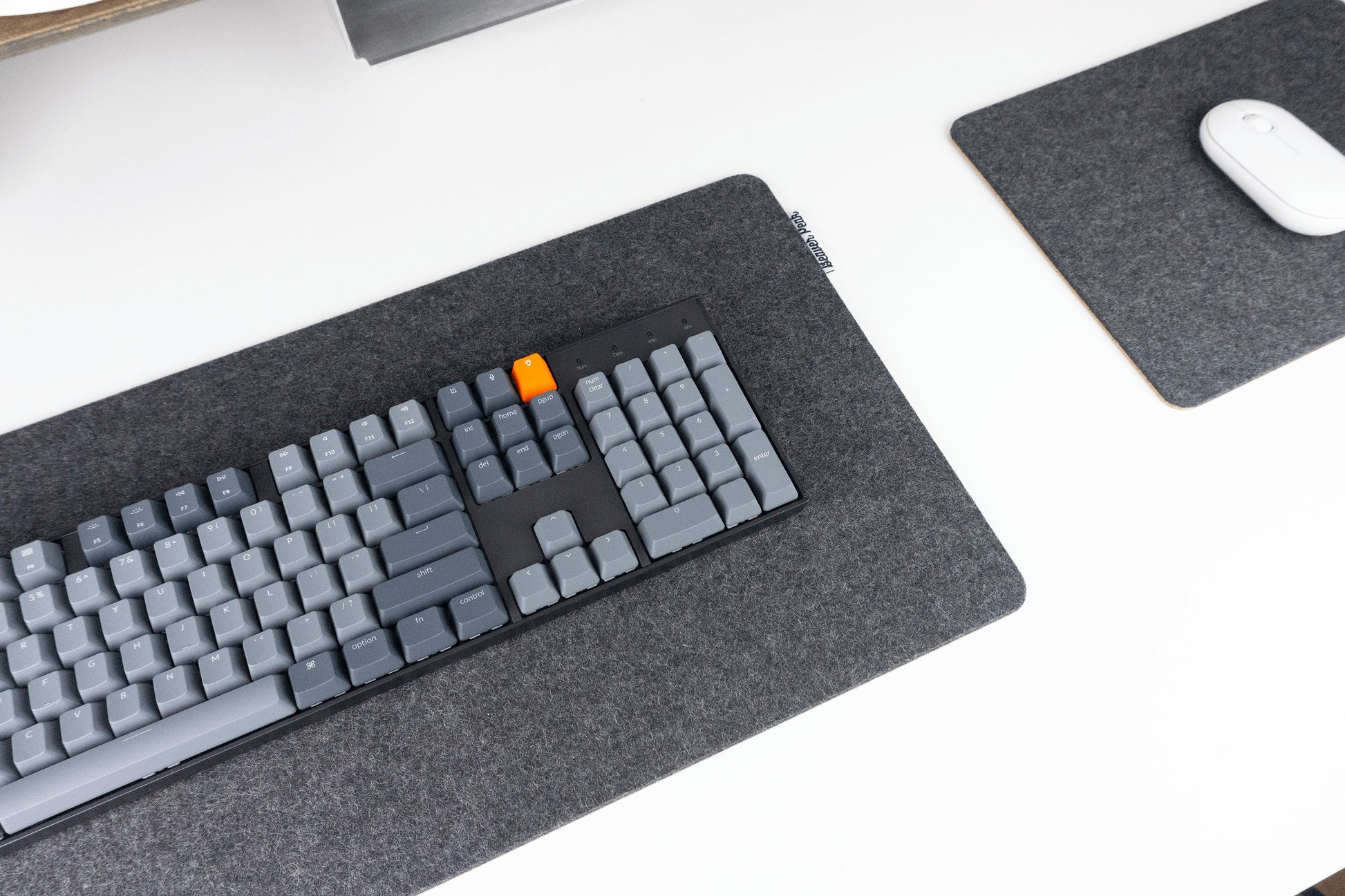 BeaverPeak - Felt and Cork Desk Mat, Wool and Cork Desk Mat, Anti-Microbial Wool Desk Pad, anti Slip Cork Layer, Merino Wool Laptop Mat, Made in Canada - Serious Techies