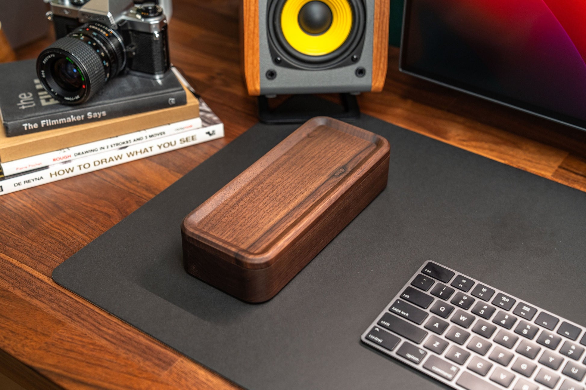 TheProVideo - Walnut Wooden Box with Lid: Desk Organizer - Serious Techies