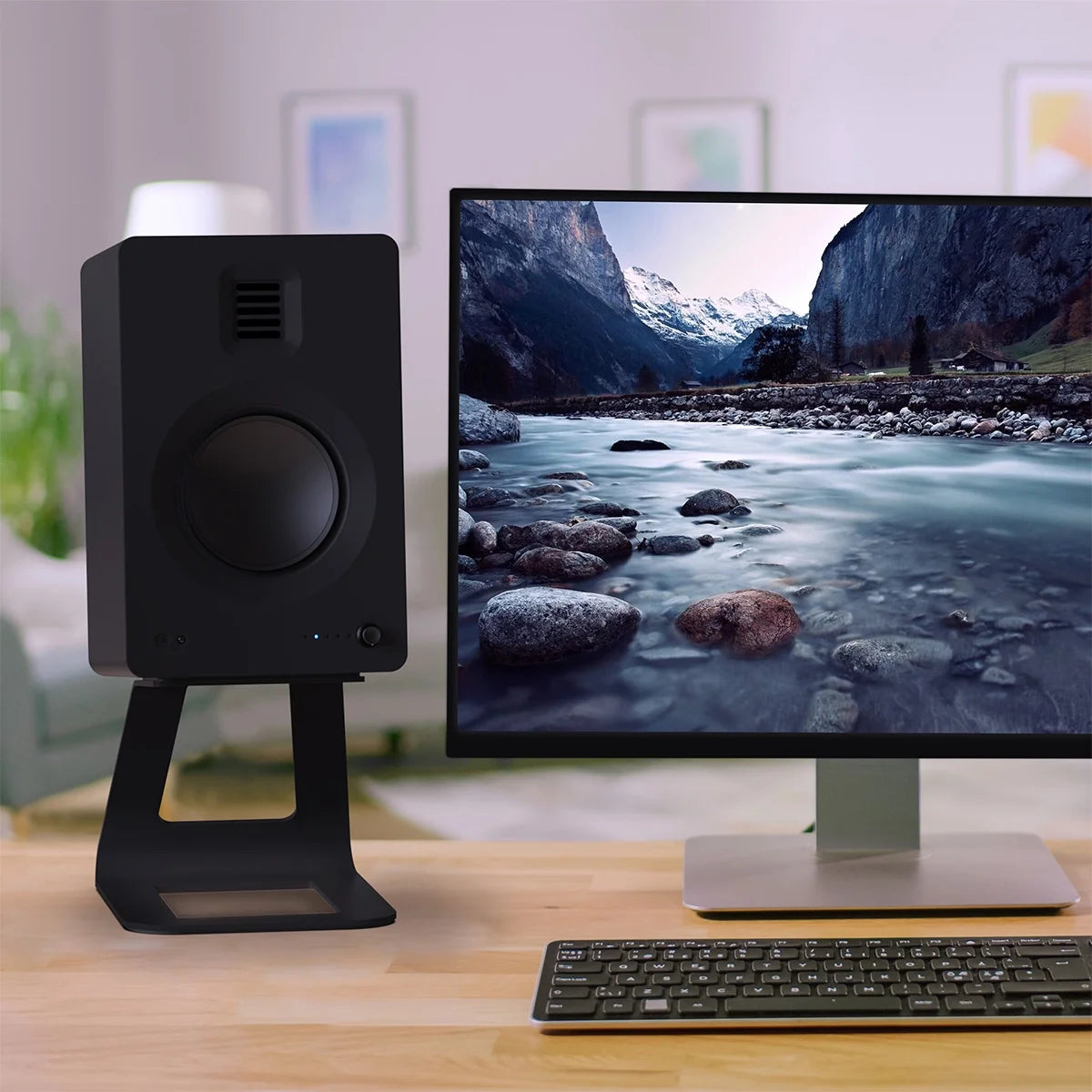 Kanto - SE6 Elevated Desktop Speaker Stands for Large Speakers - Pair (Black) - Serious Techies