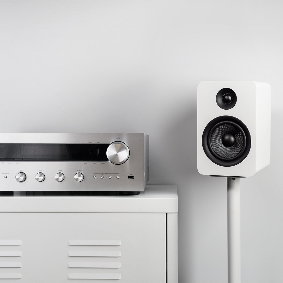 Kanto - 26" Tall Bookshelf Powered Technology Speaker Stands Integrated Cable Management, White - Serious Techies