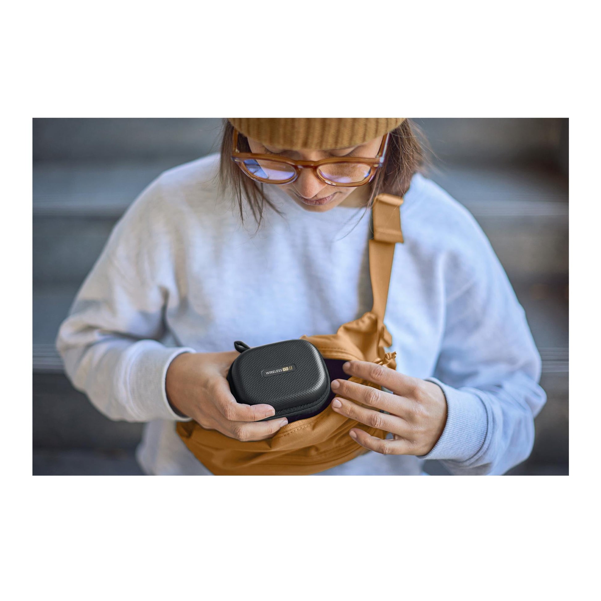 RODE - Wireless PRO Clip-On Microphones with USB-C Female & Built-In Rechargeable, Black - Serious Techies