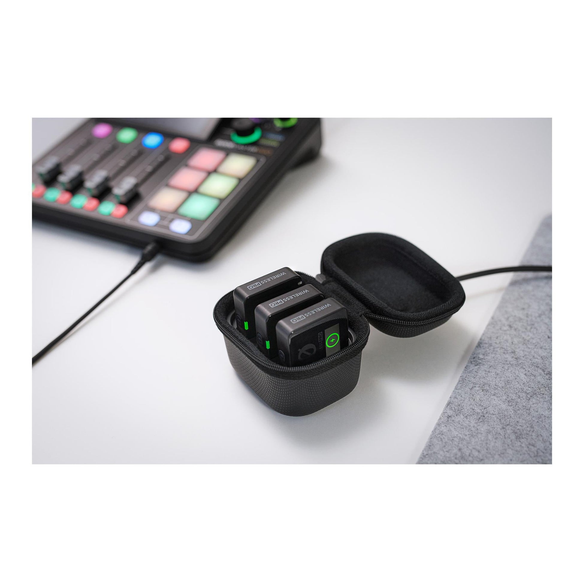 RODE - Wireless PRO Clip-On Microphones with USB-C Female & Built-In Rechargeable, Black - Serious Techies